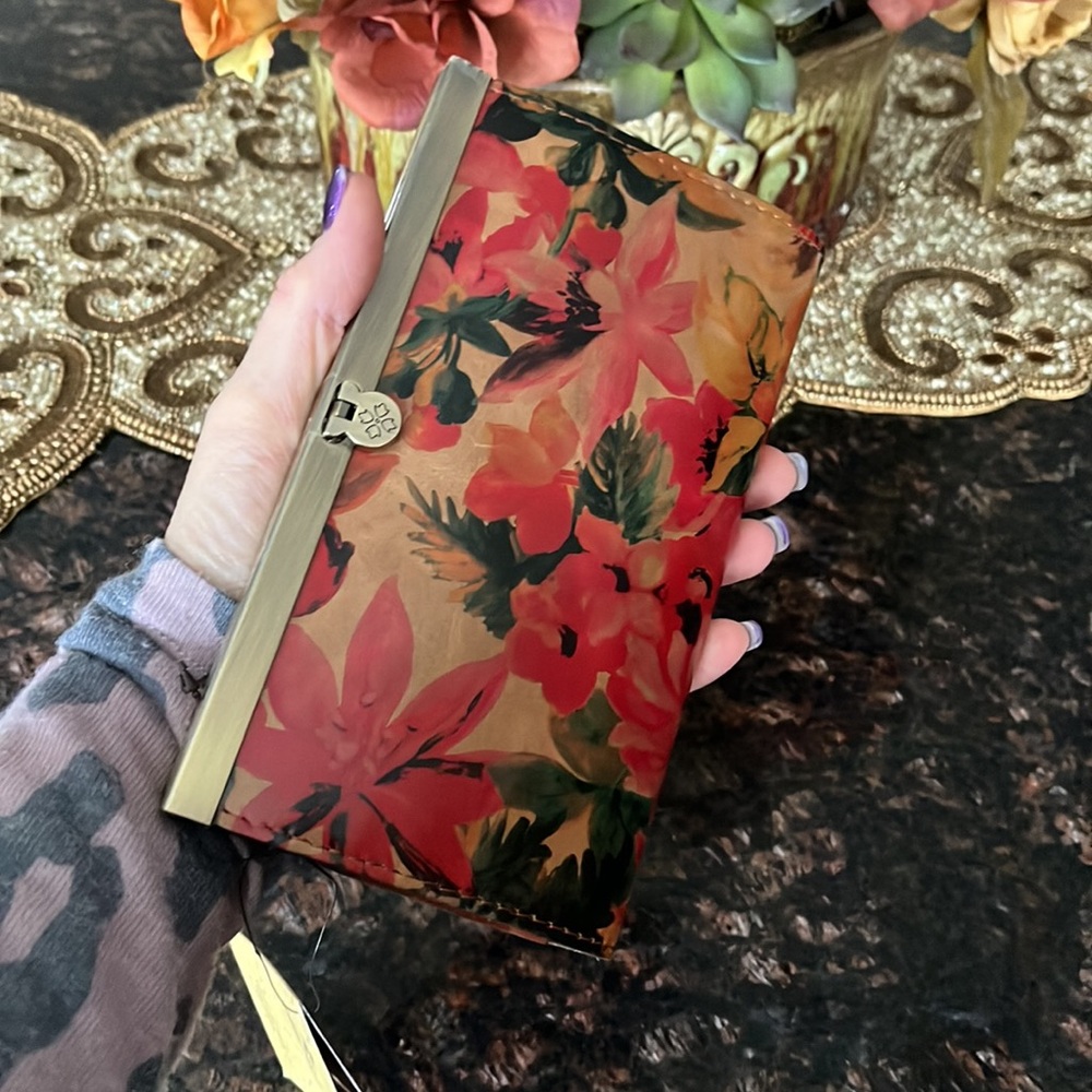 Patricia Nash Cauchy Leather Floral Clutch Wallet